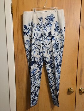 Chico's Black Label Dress Pants In Size 1, Equivalent To 8-10